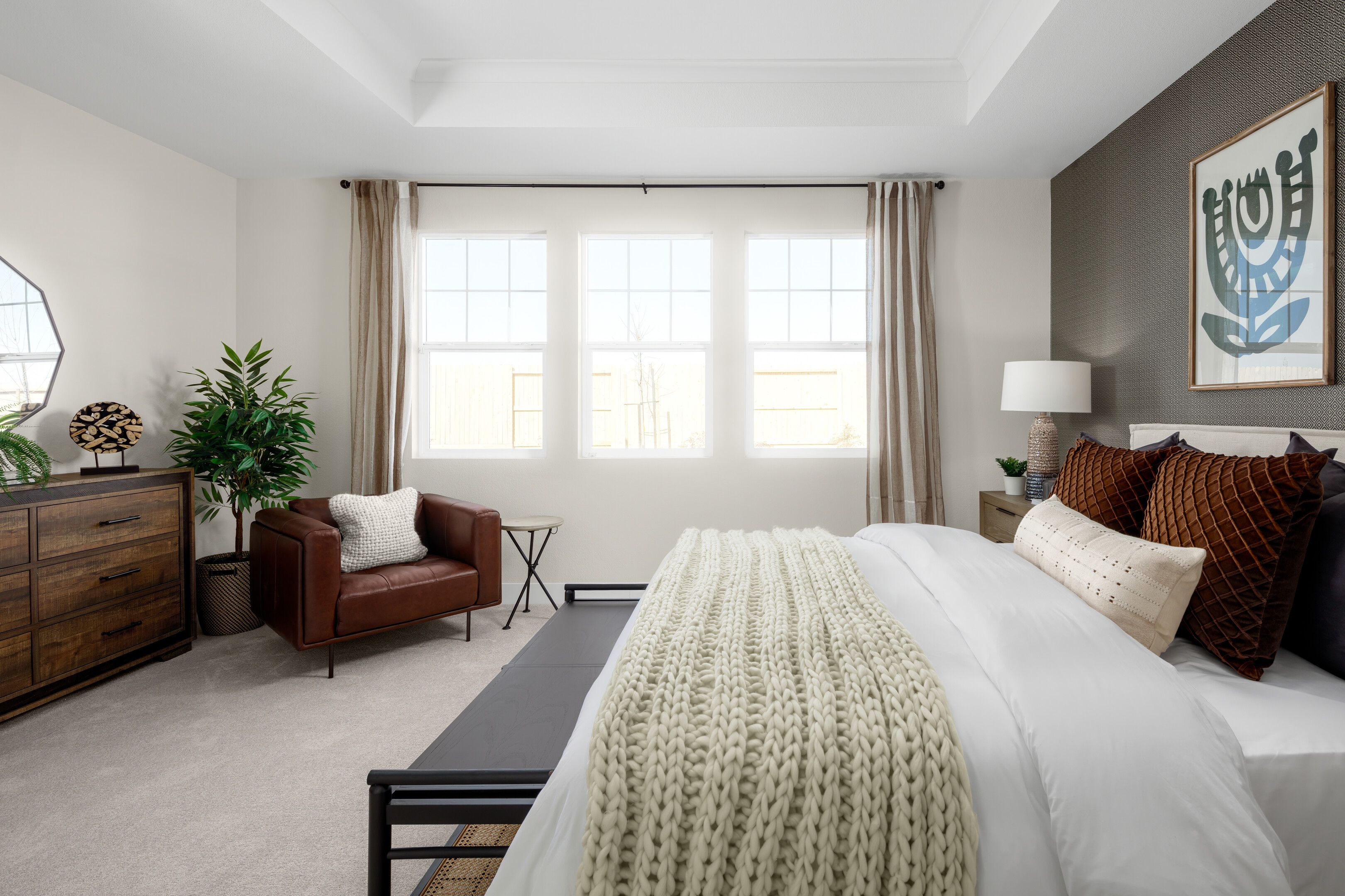 Primary suite with tray ceiling