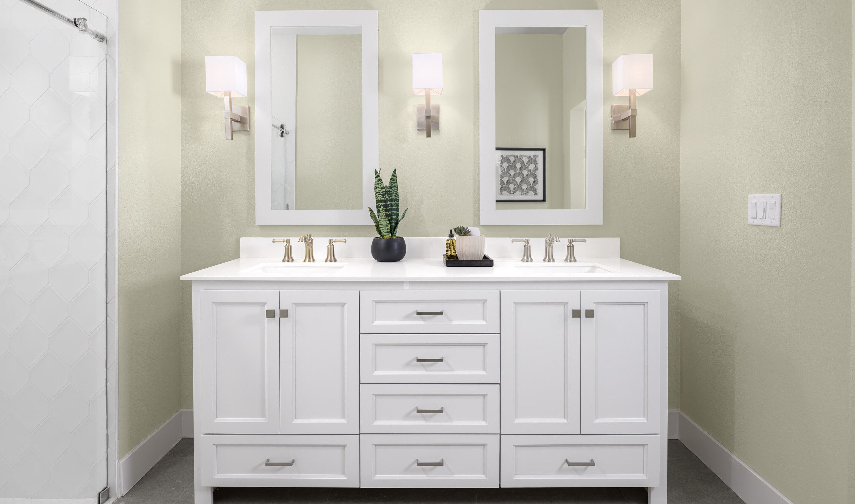Primary bath freestanding vanity