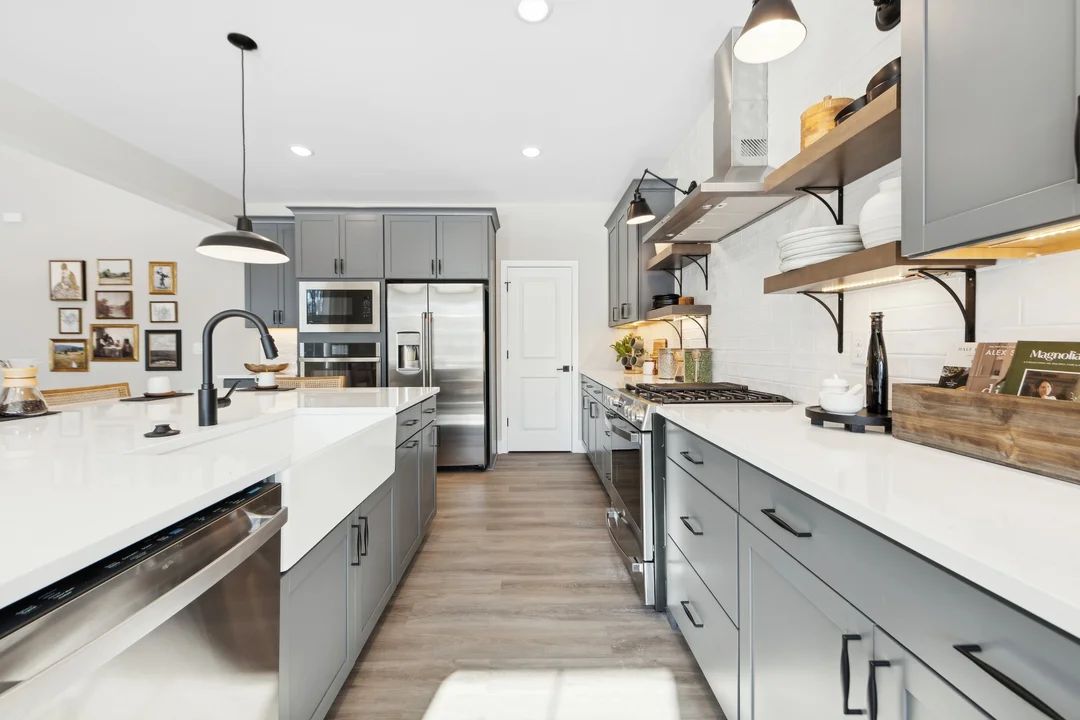 Kitchen with matte black finishes