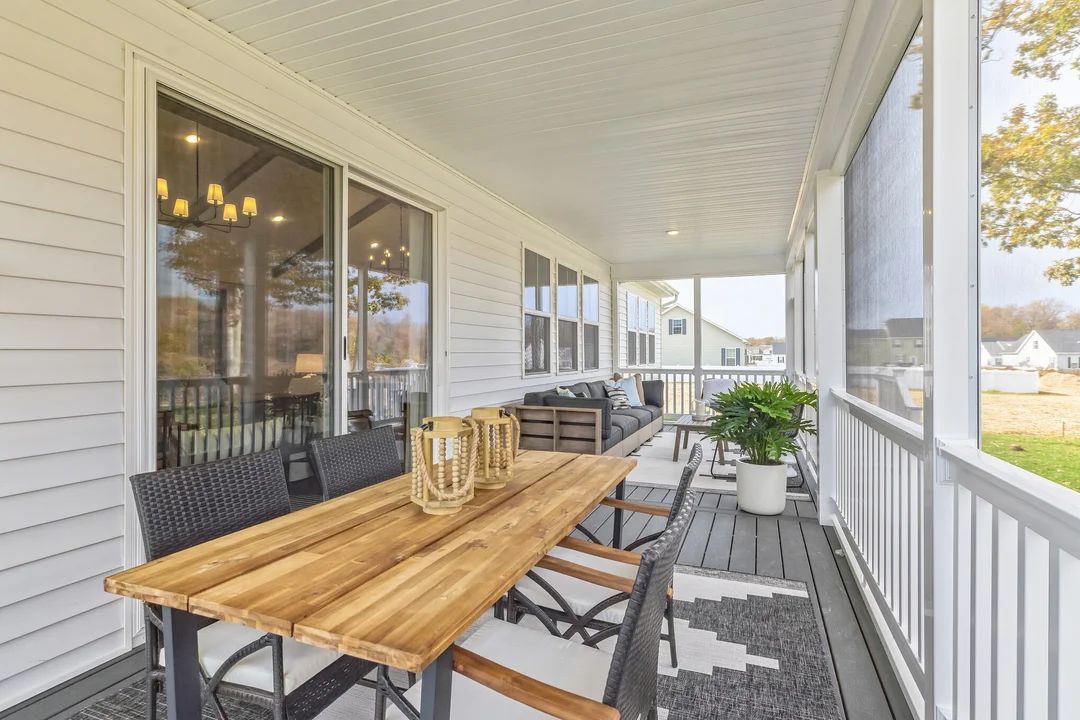Screened Deck