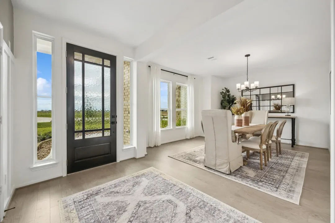 Dining room off of the foyer