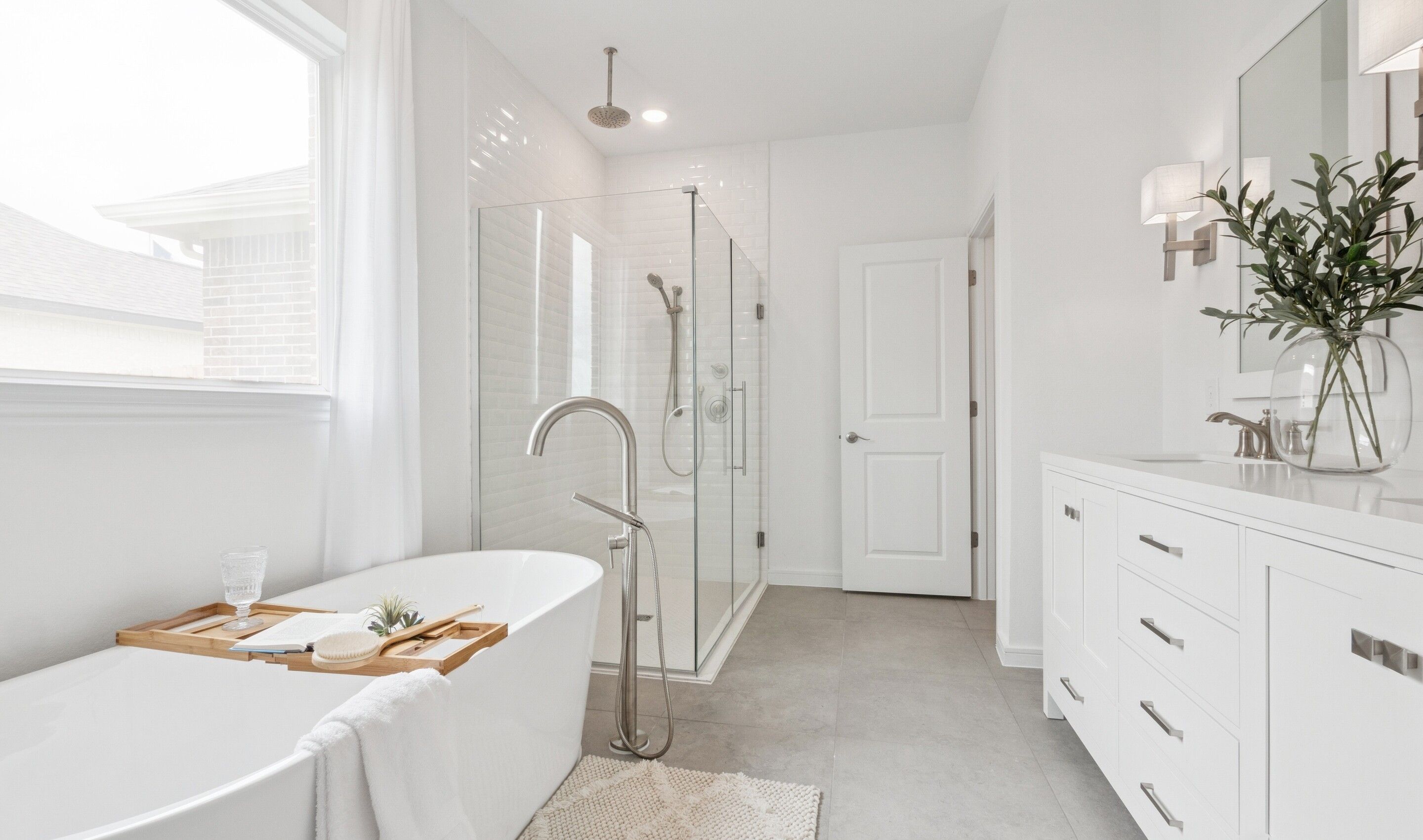 Primary bath with freestanding soaking tub