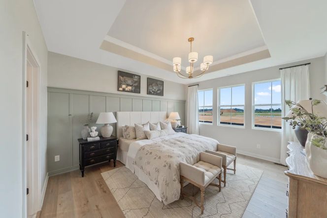 Primary suite with ceiling treatment