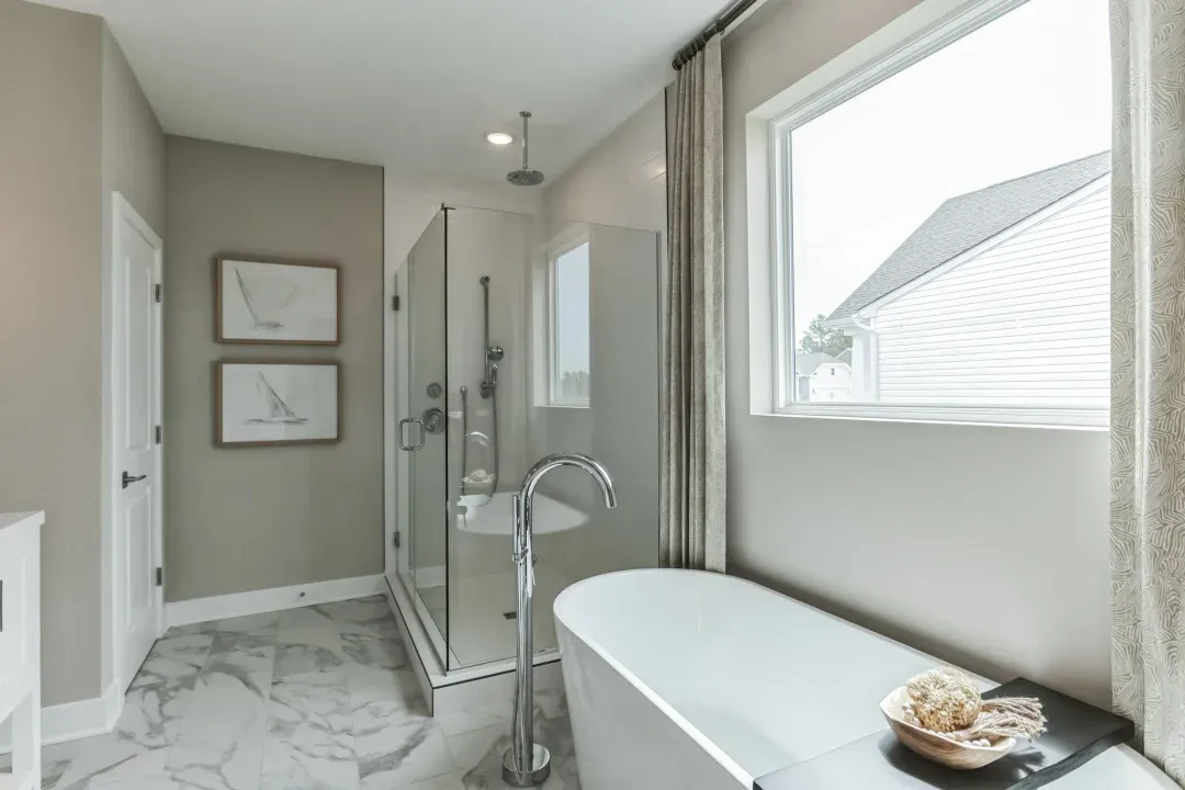 Primary bath with freestanding tub