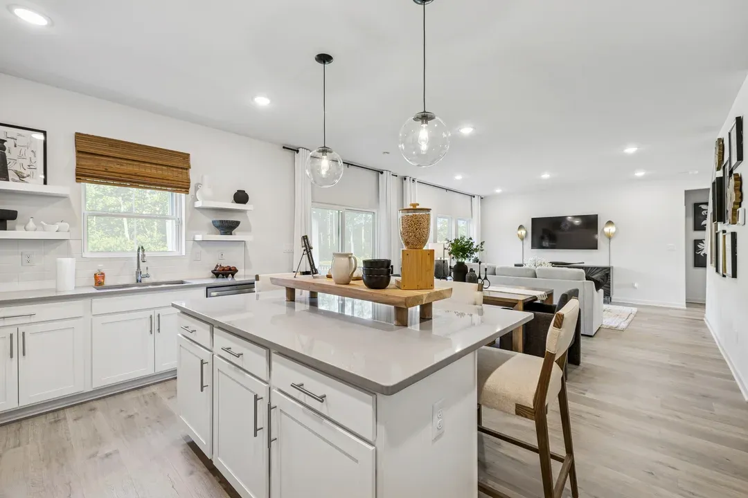Kitchen with canter island