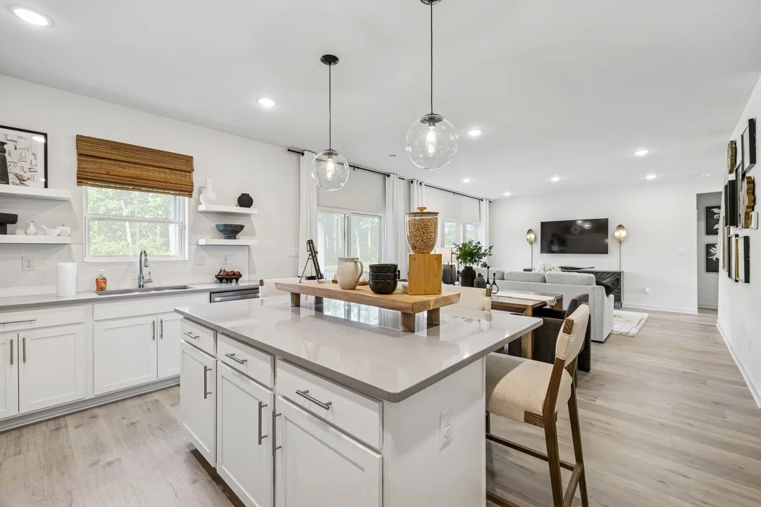 Kitchen with canter island