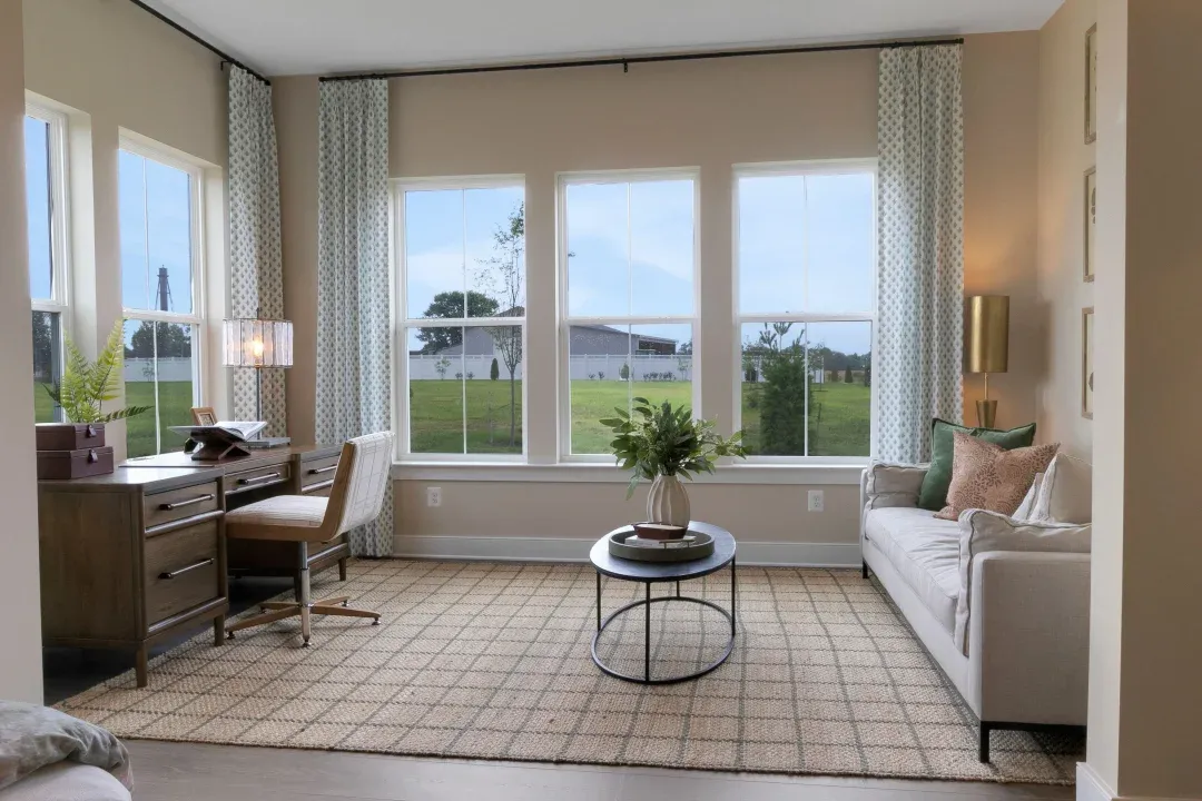 Primary suite with sitting room