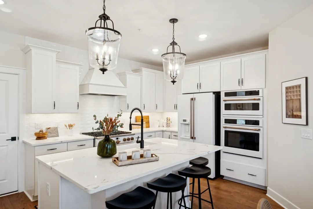 Kitchen with quartz island and countertops