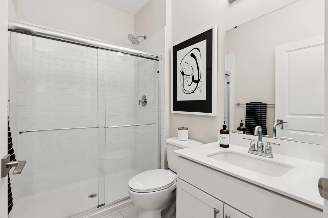 Extra Suite Bath