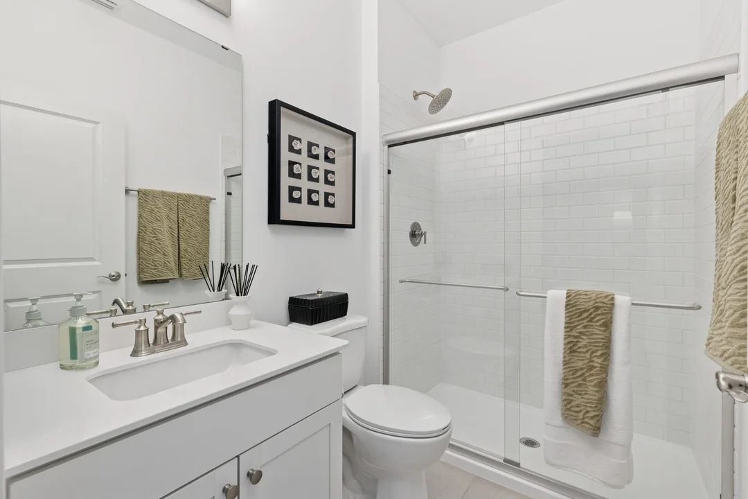 Extra Suite Bath