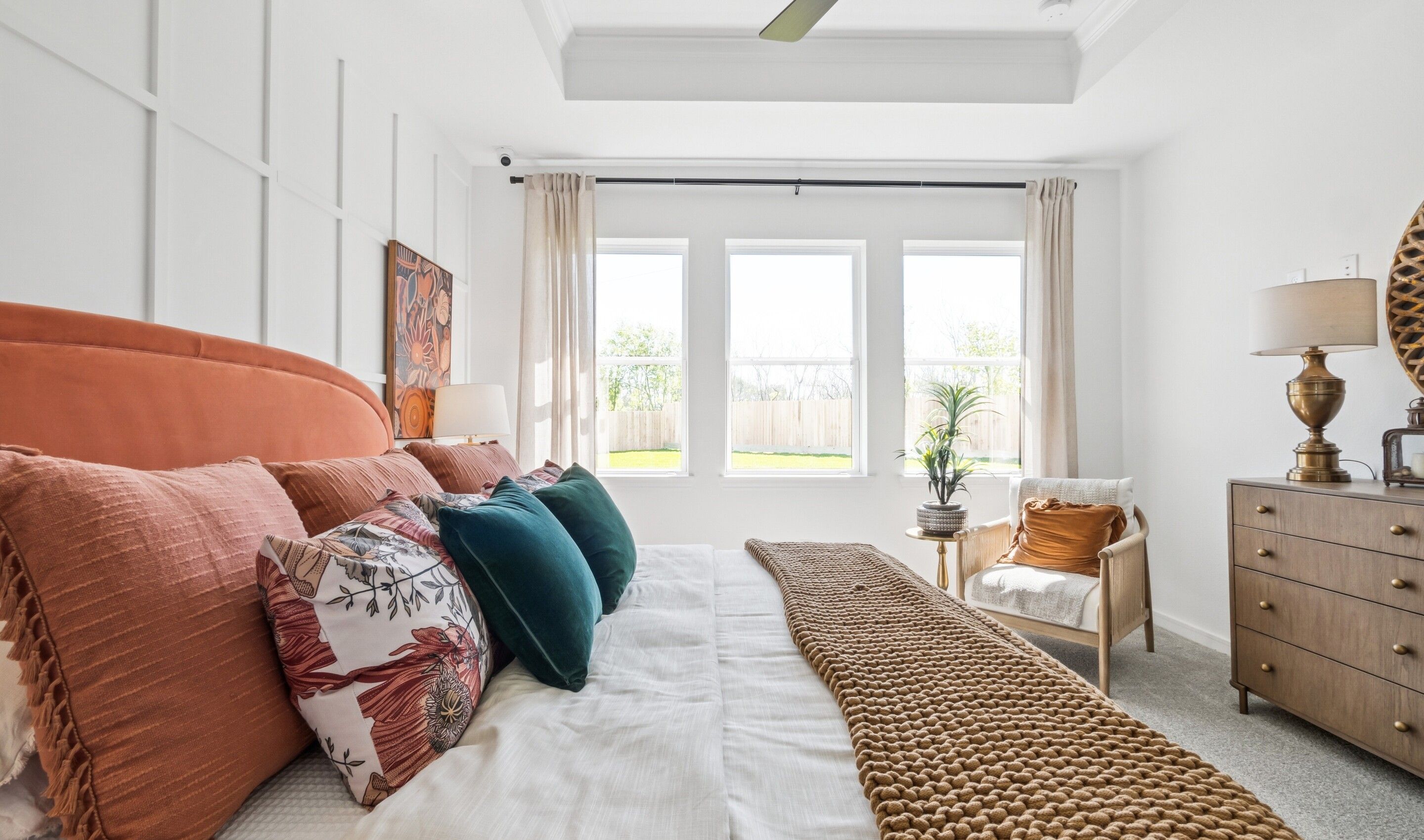 Primary suite with ceiling treatment