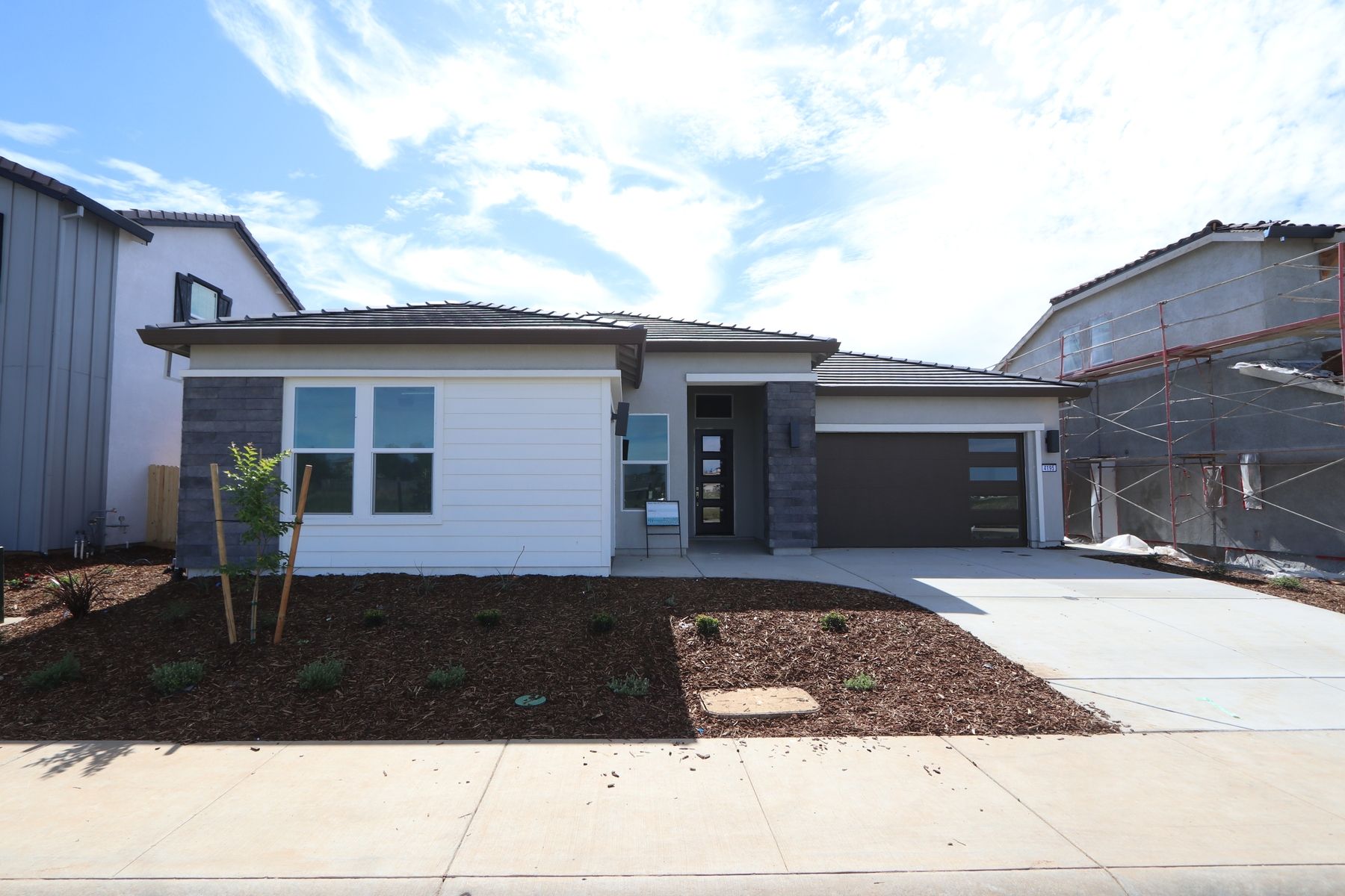 4195 Dovekie Court (Belfast ESP)