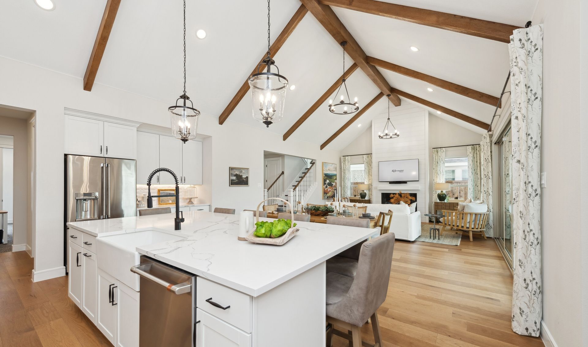 Kitchen with vaulted ceiling