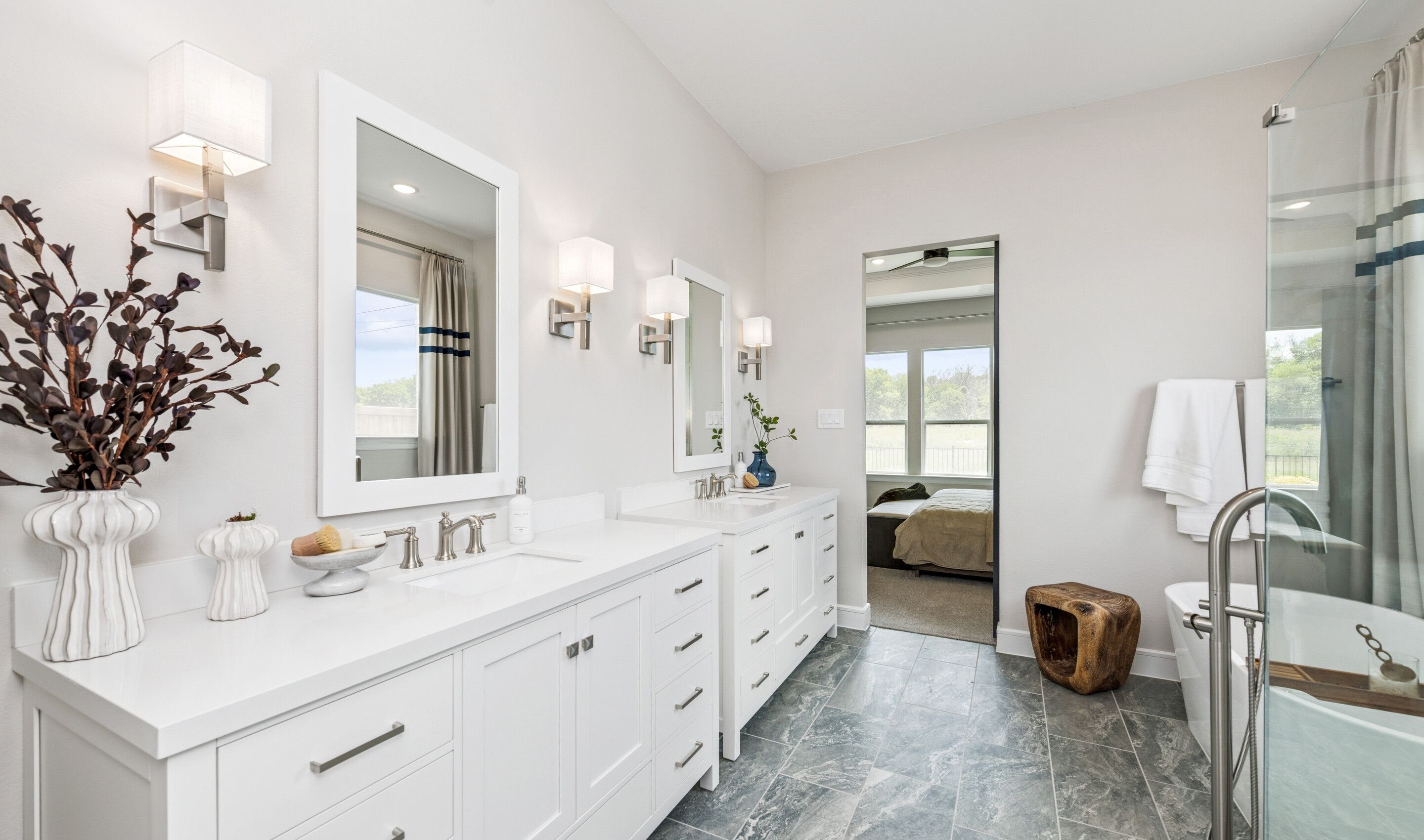 Bathrooms Image