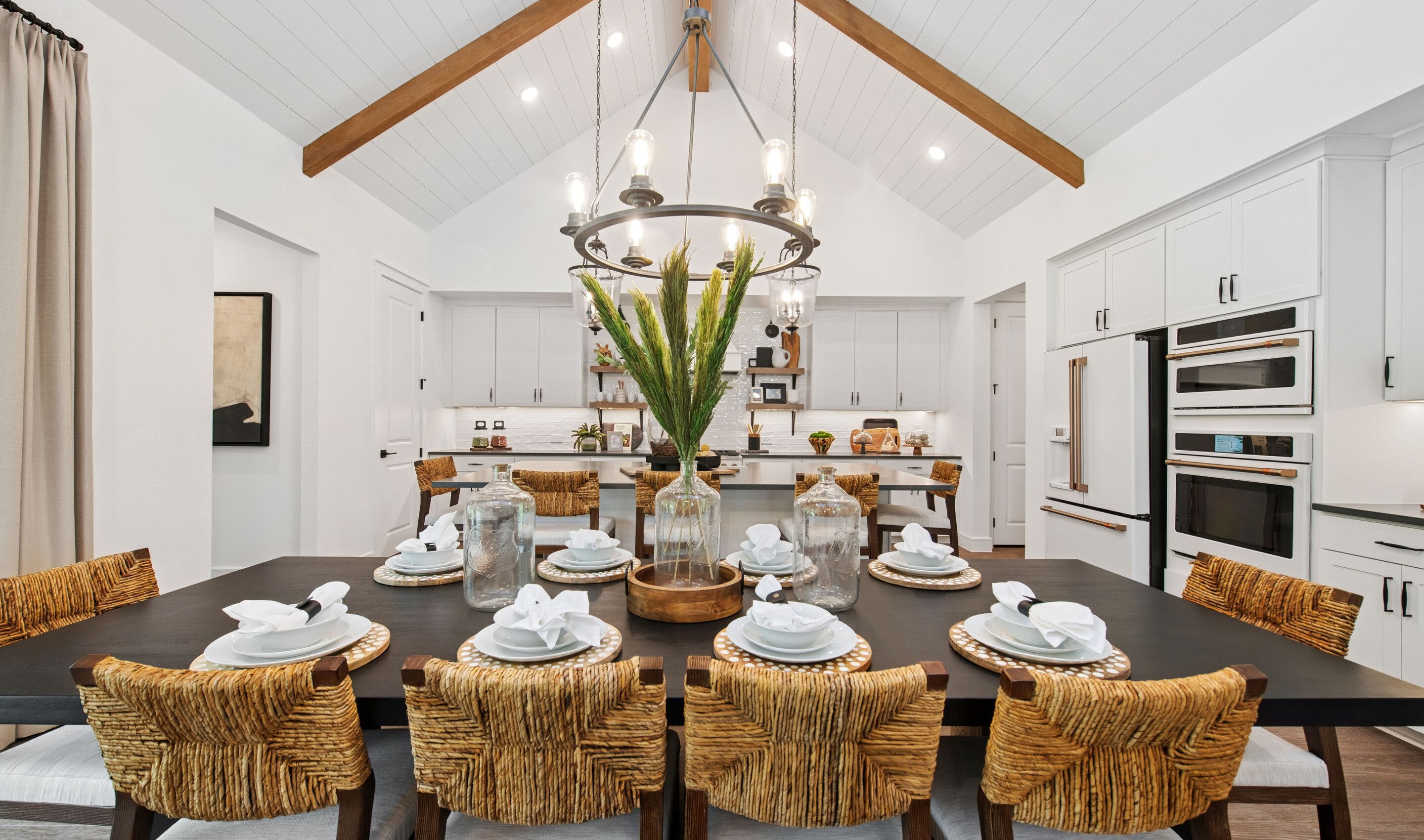 Vaulted ceiling in dining area
