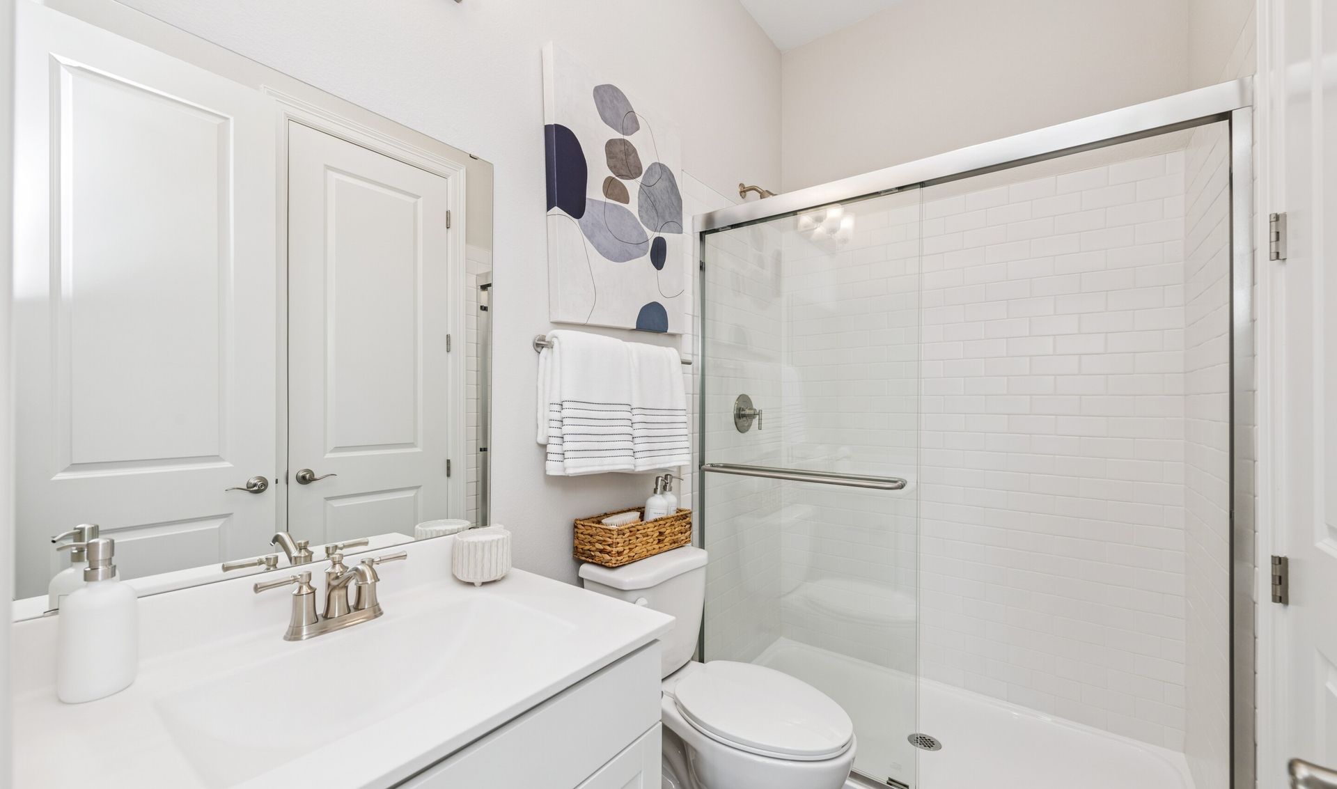 Extra Suite Bath