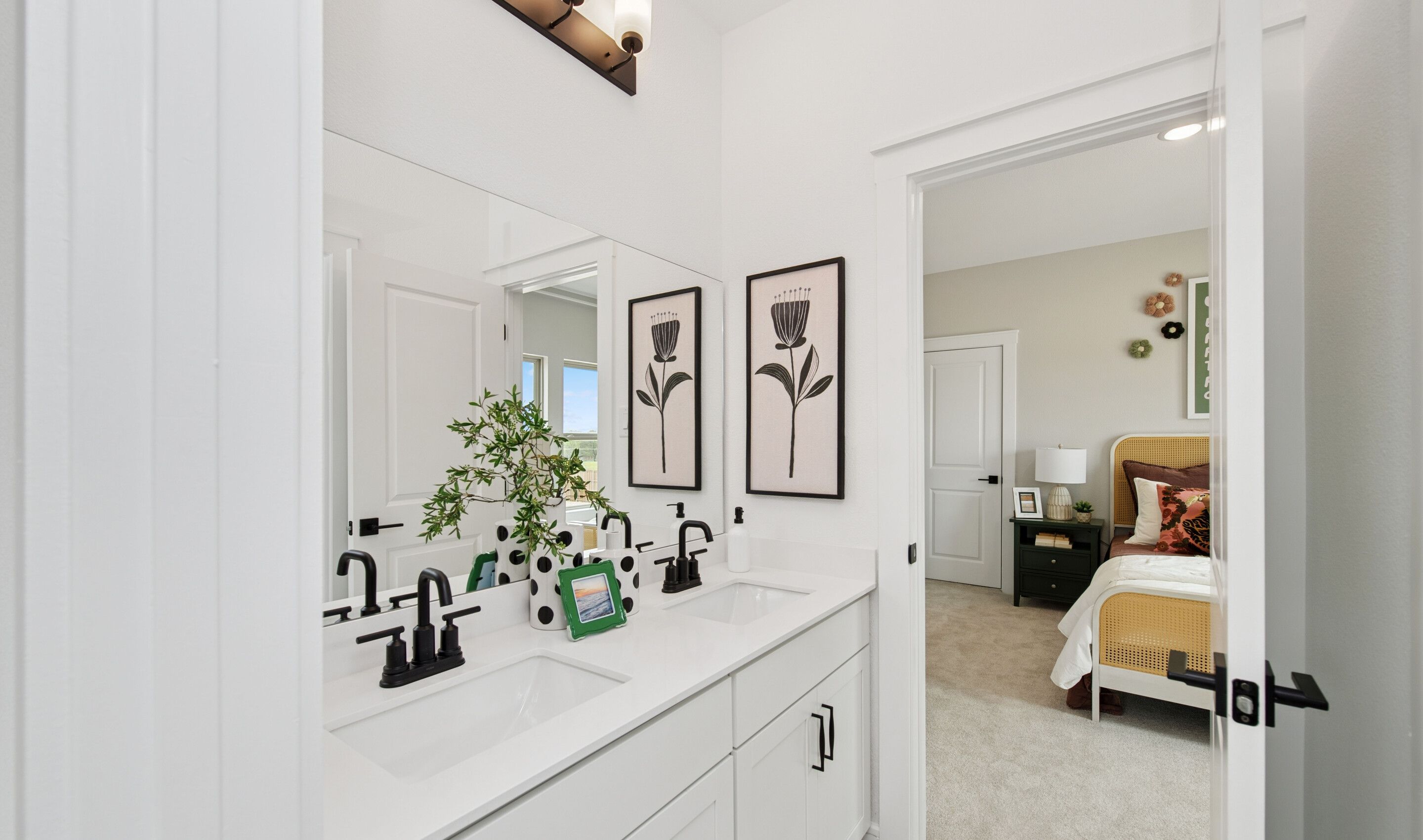 Bedroom 2-3 Bath