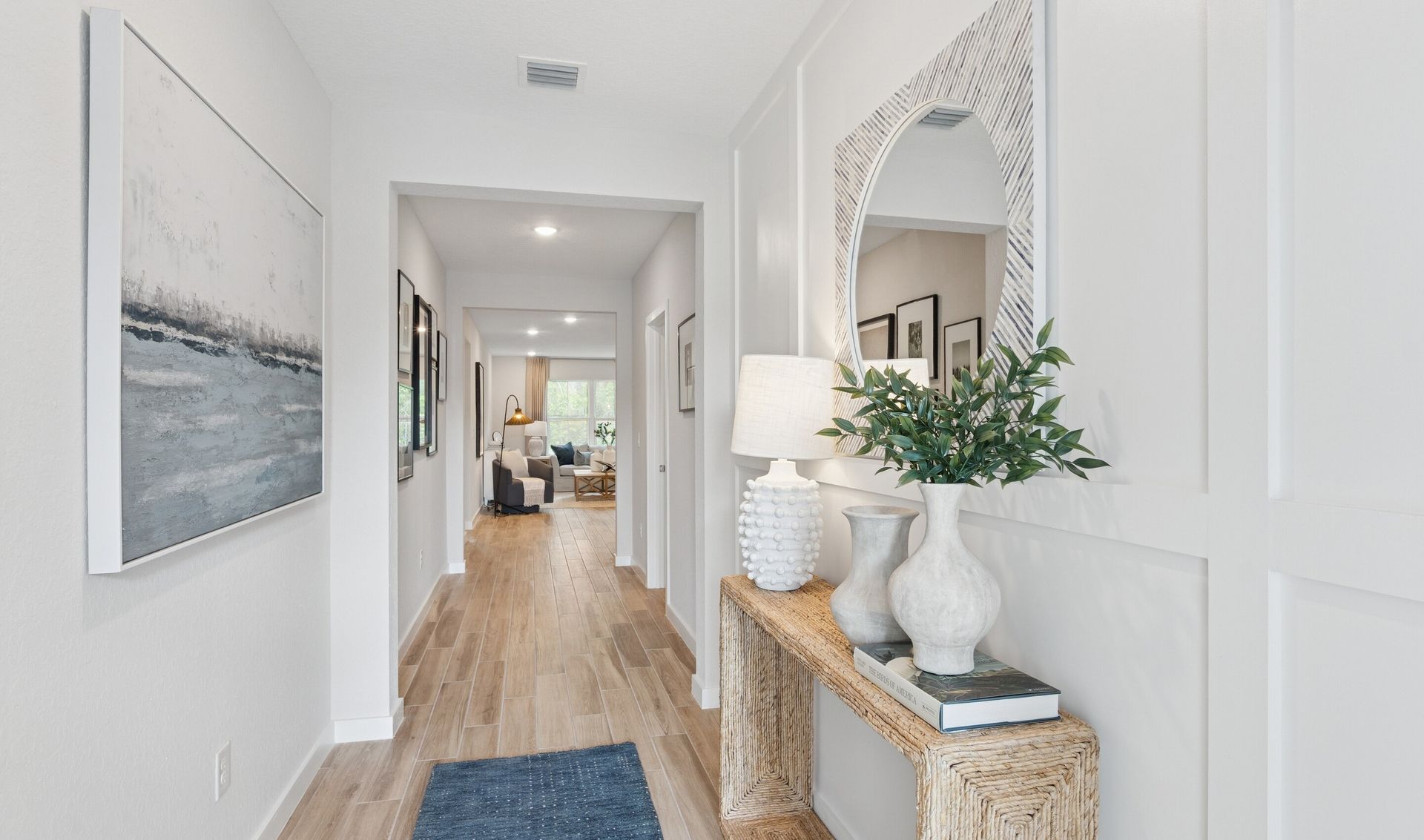 Foyer with decorative feature wall