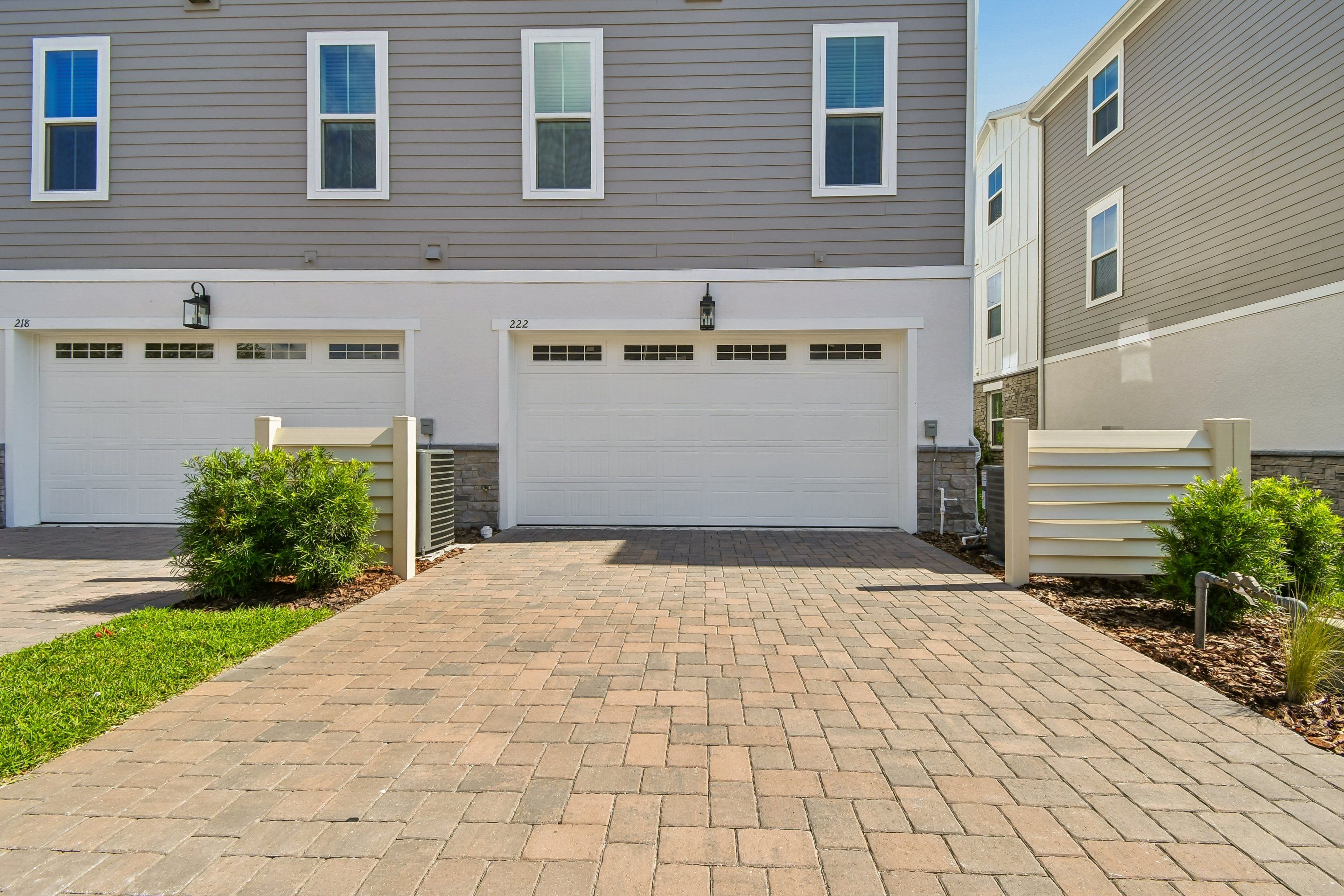 Cape May (End) - Townes at Northlake: Oviedo, Florida - K. Hovnanian® Homes