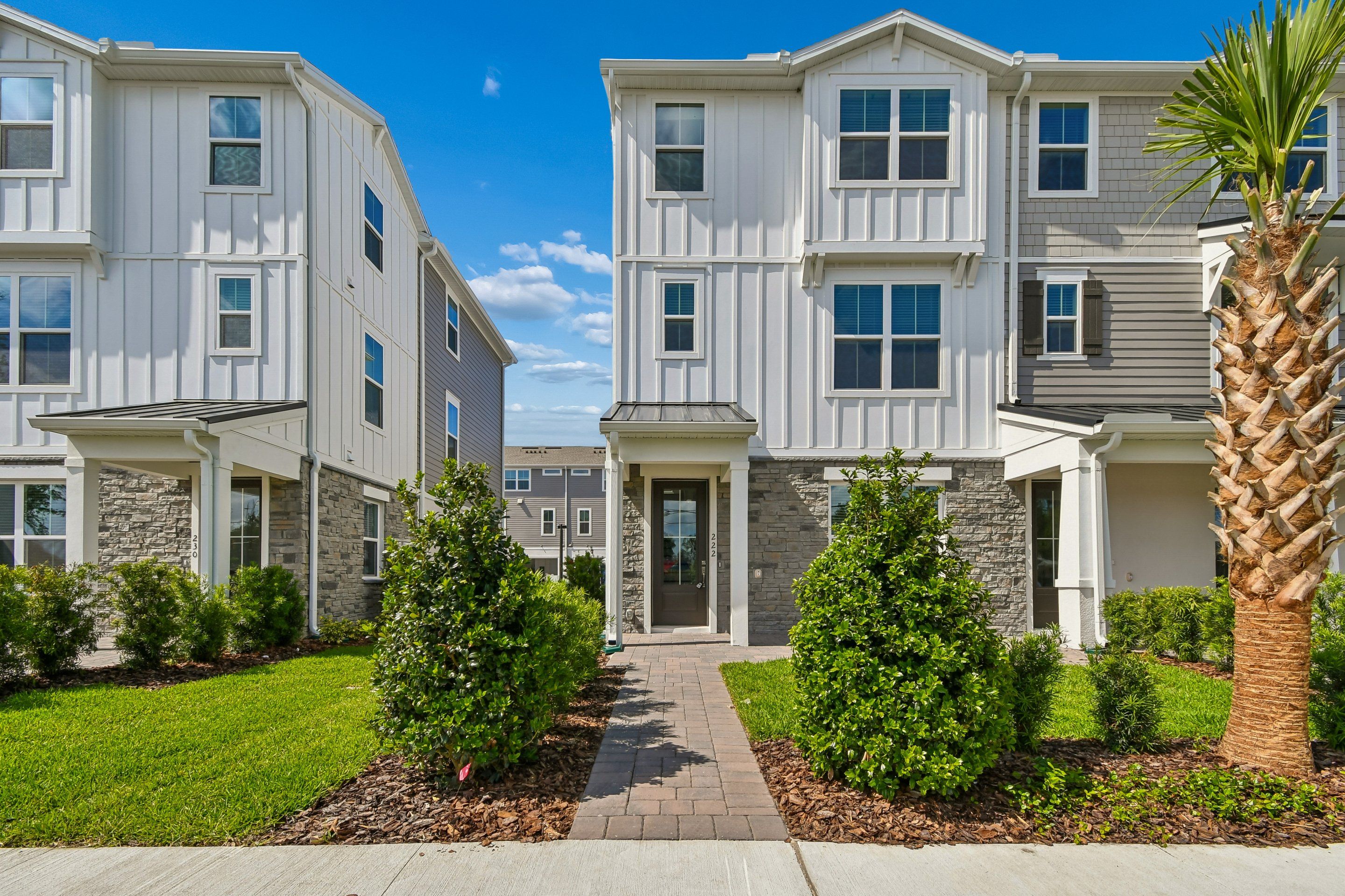 Cape May (End) - Townes at Northlake: Oviedo, Florida - K. Hovnanian® Homes