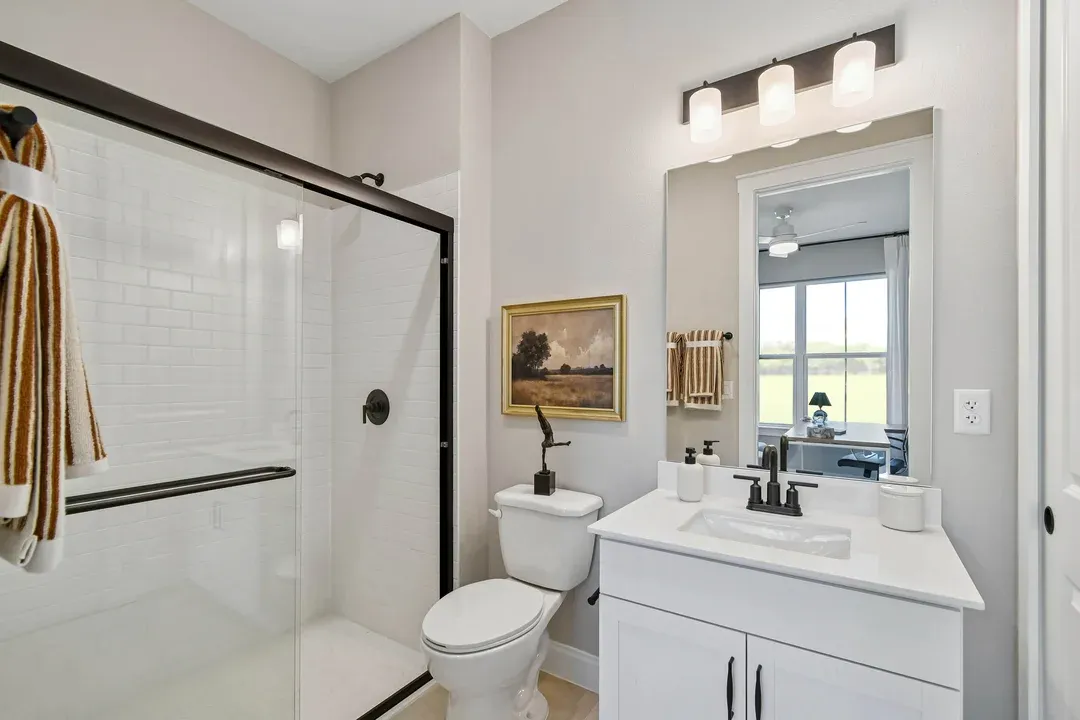 Extra Suite Bath