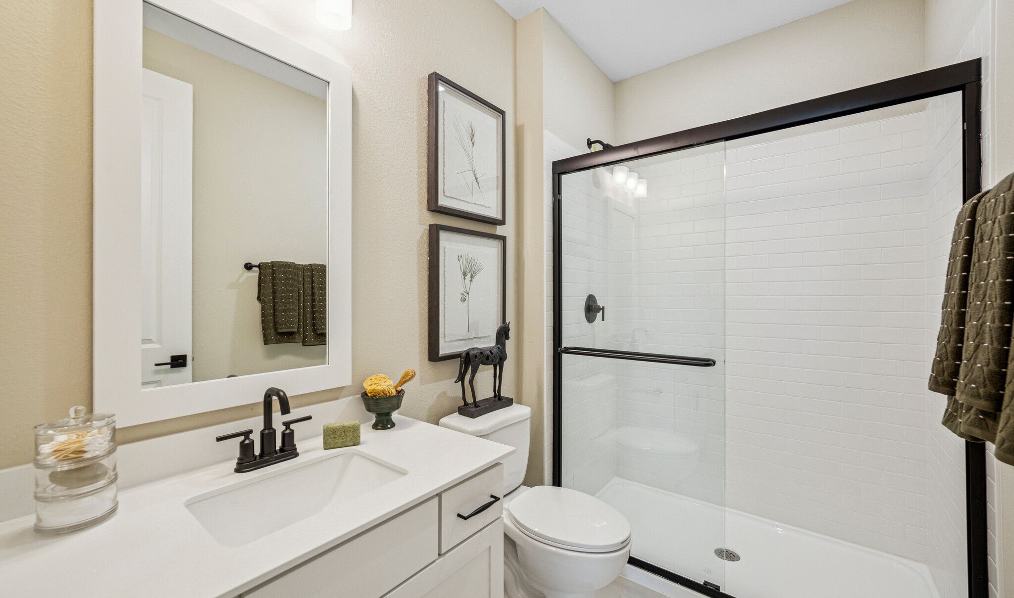 Extra Suite Bath