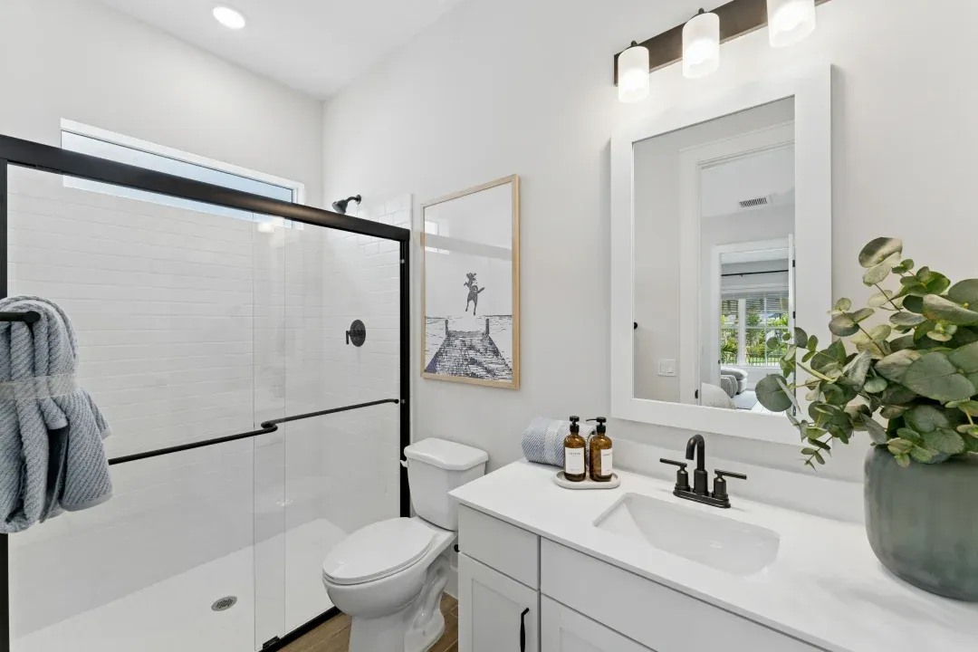 Extra Suite Plus Bath