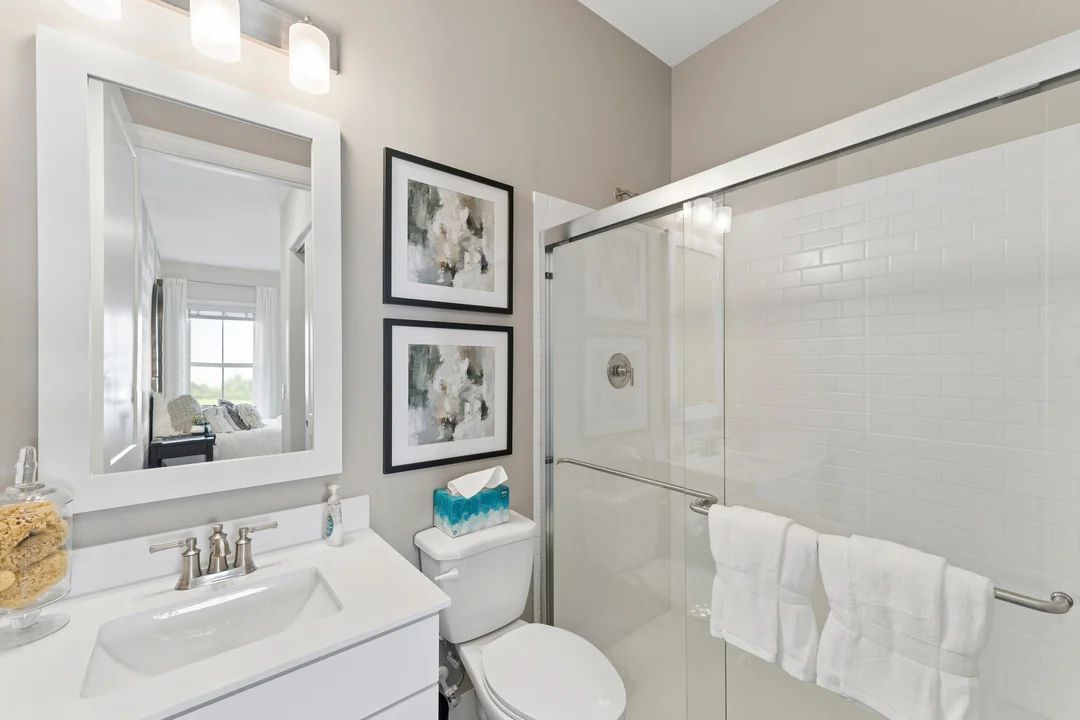 Extra Suite Bath