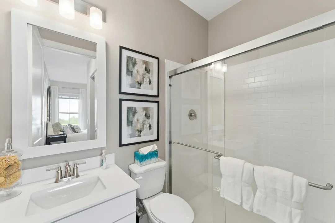Extra Suite Bath