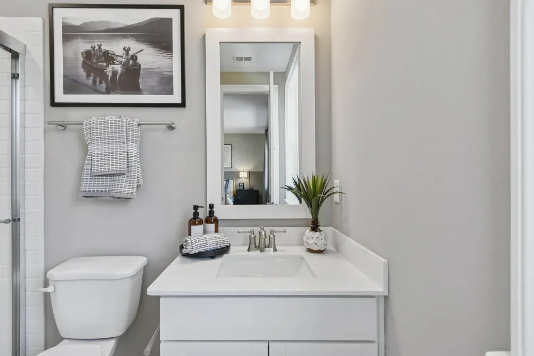 Bedroom 2 Bath