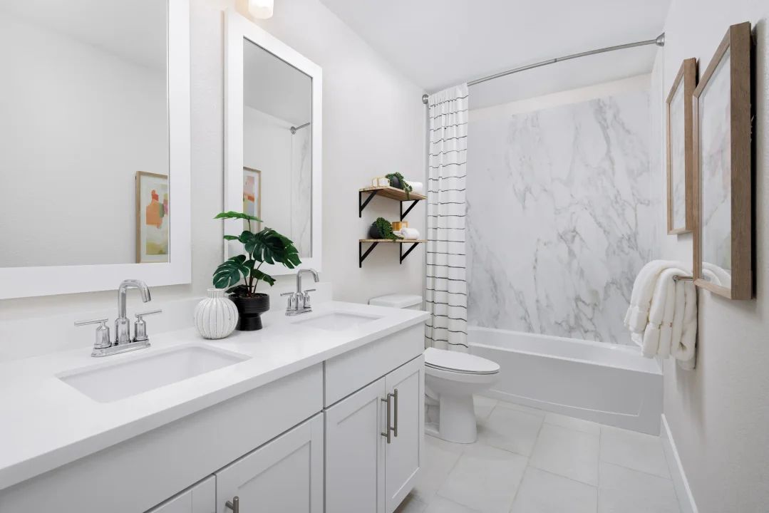 Extra Suite Bath