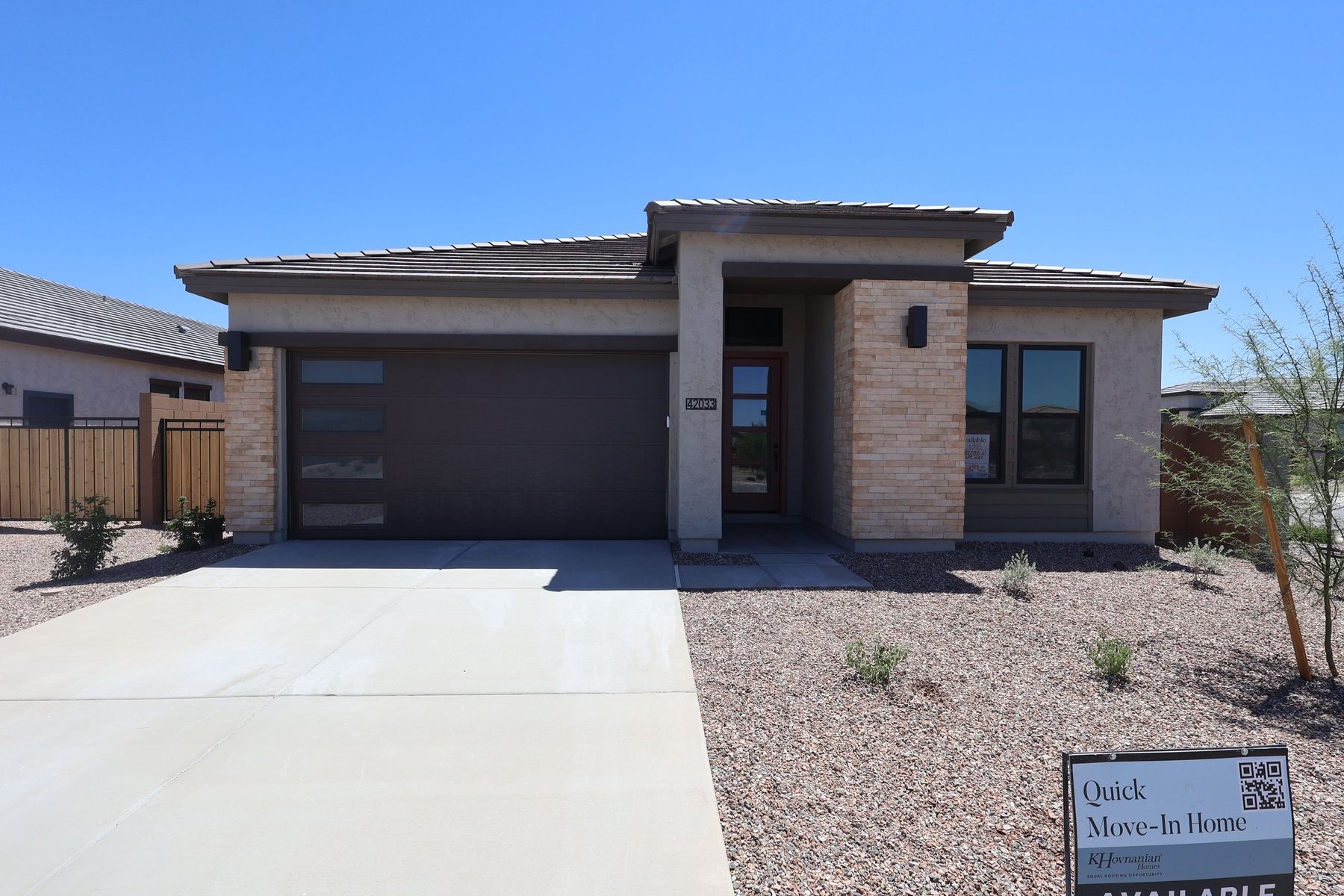42033 N Tiger Way (Warren)