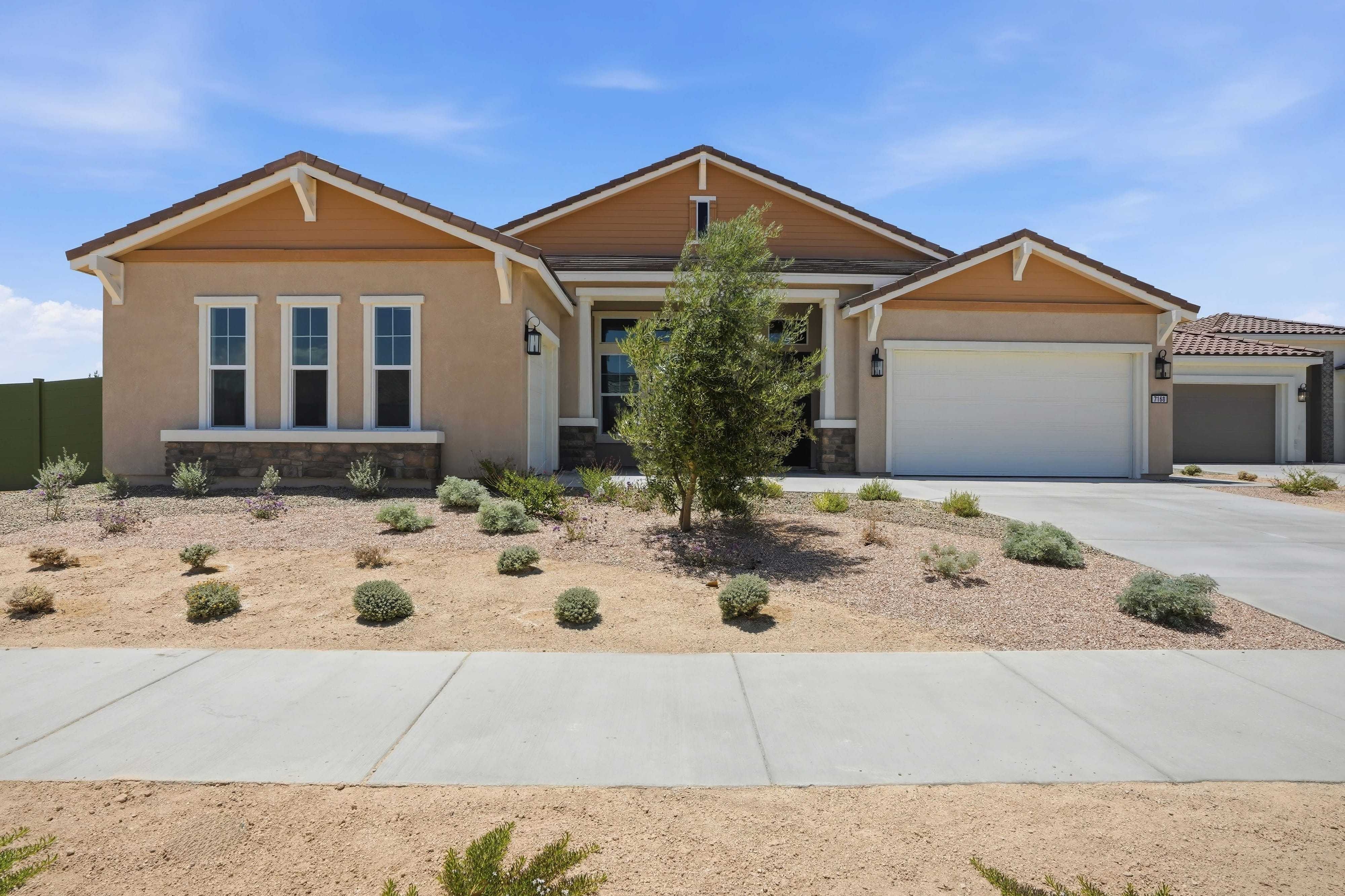 Austin YZ Bungalow
