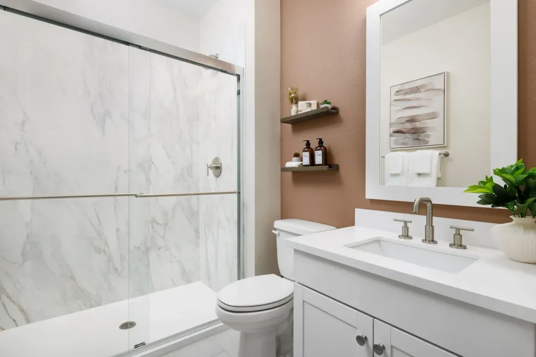 Hall Bath 2