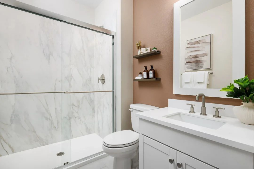 Hall Bath 2
