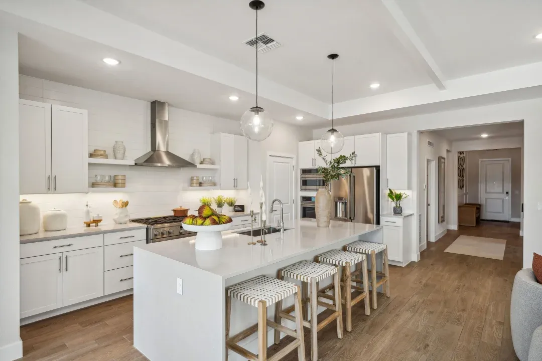 Kitchen with pendant lighting and center island