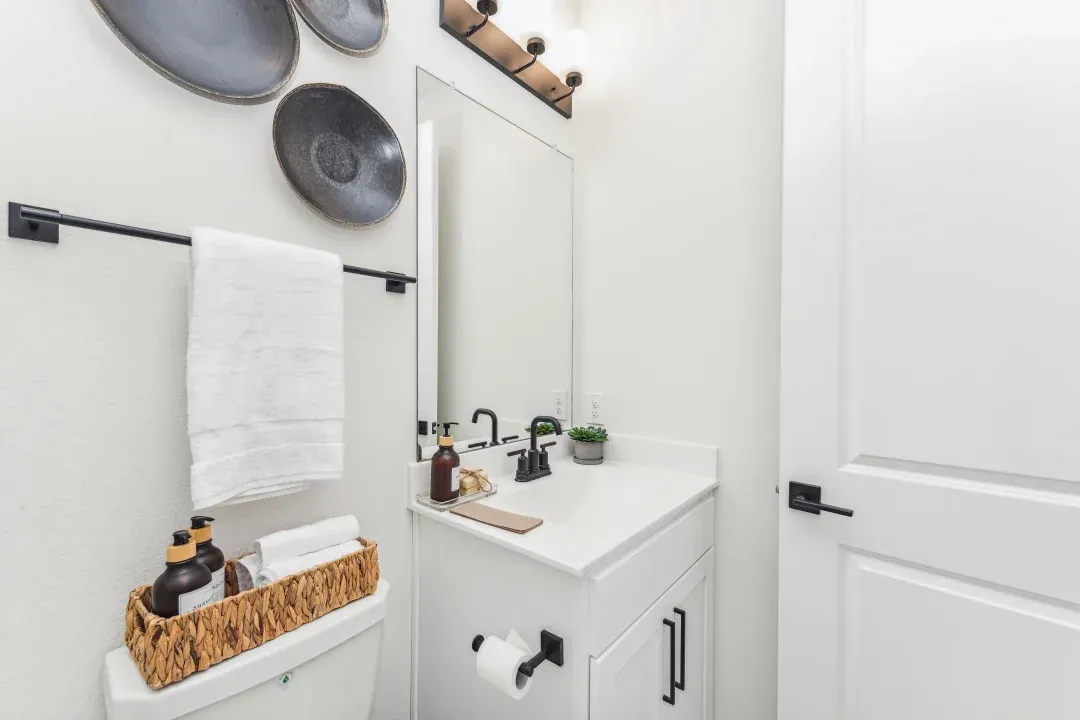 Extra Suite Bath