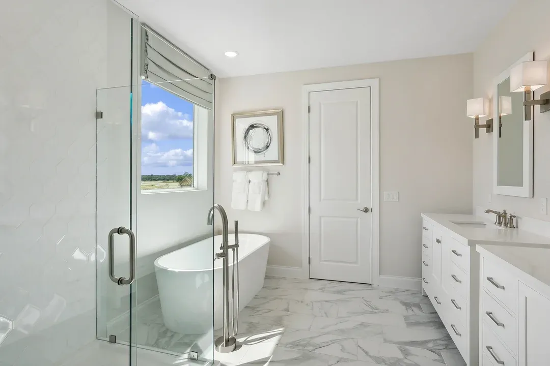 Primary bath with freestanding tub