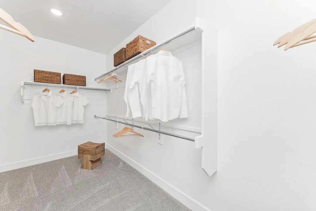 Primary Suite Walk-in Closet