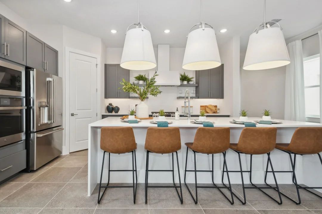 Kitchen with pendant lighting