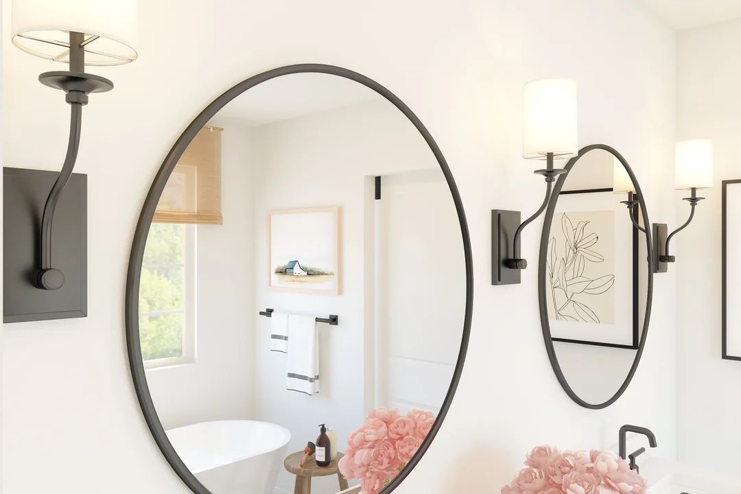 Primary bath with circular mirrors