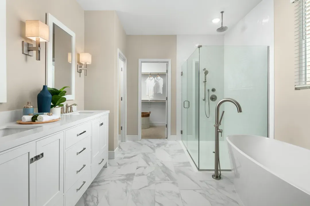 Primary bath with freestanding tub