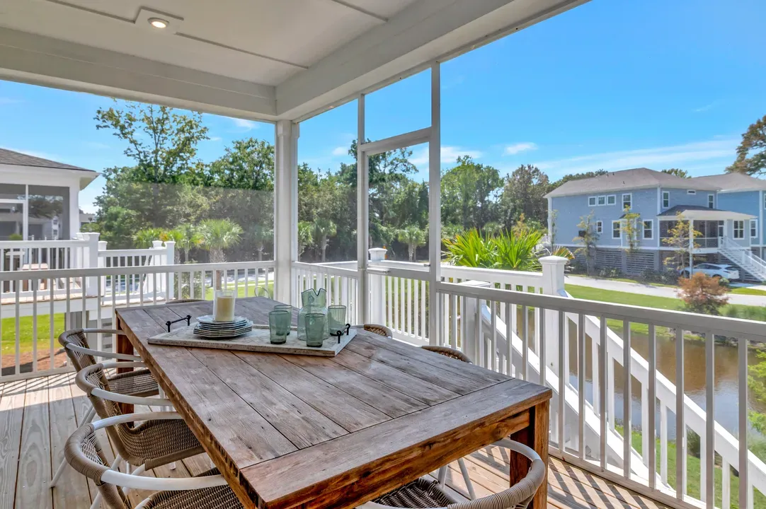 Screened Deck