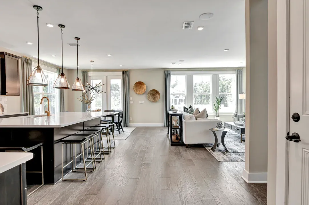 Kitchen with center island