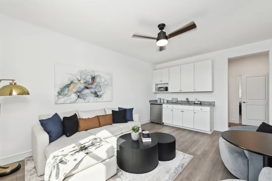 Extra Suite Plus Living Room with Kitchenette