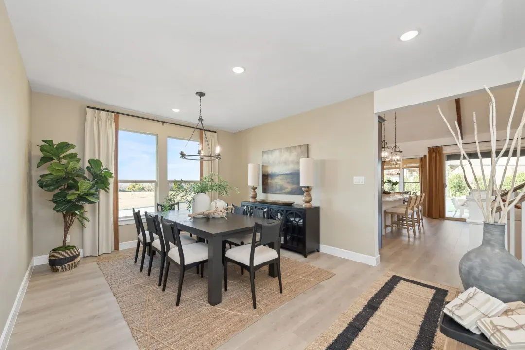Formal dining room