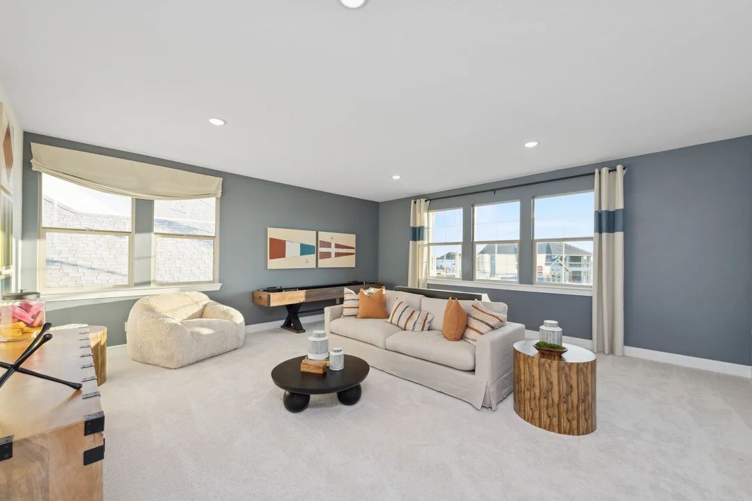 Versatile loft space