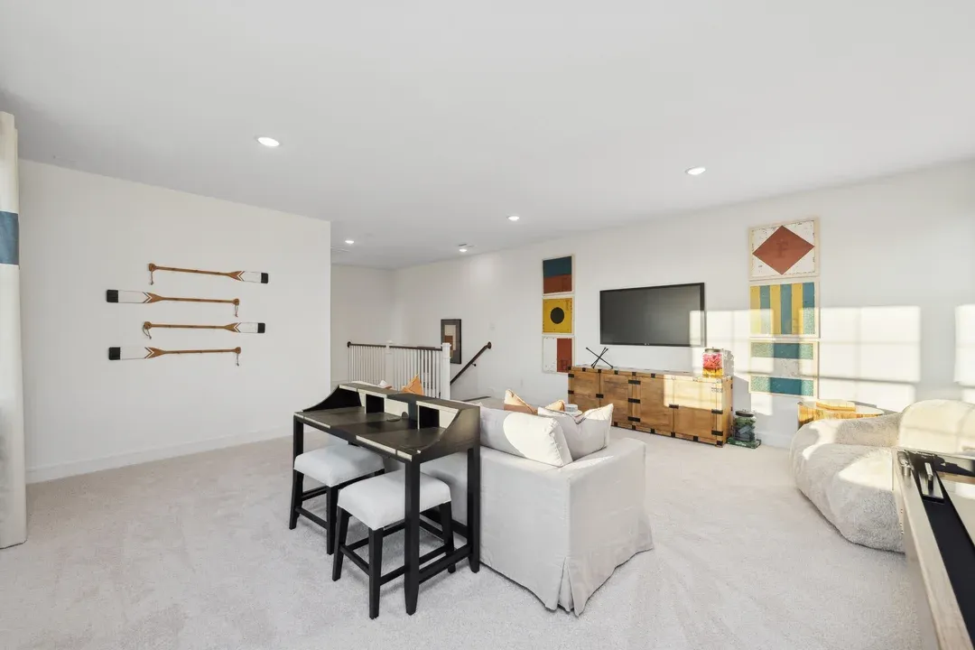 Versatile loft space