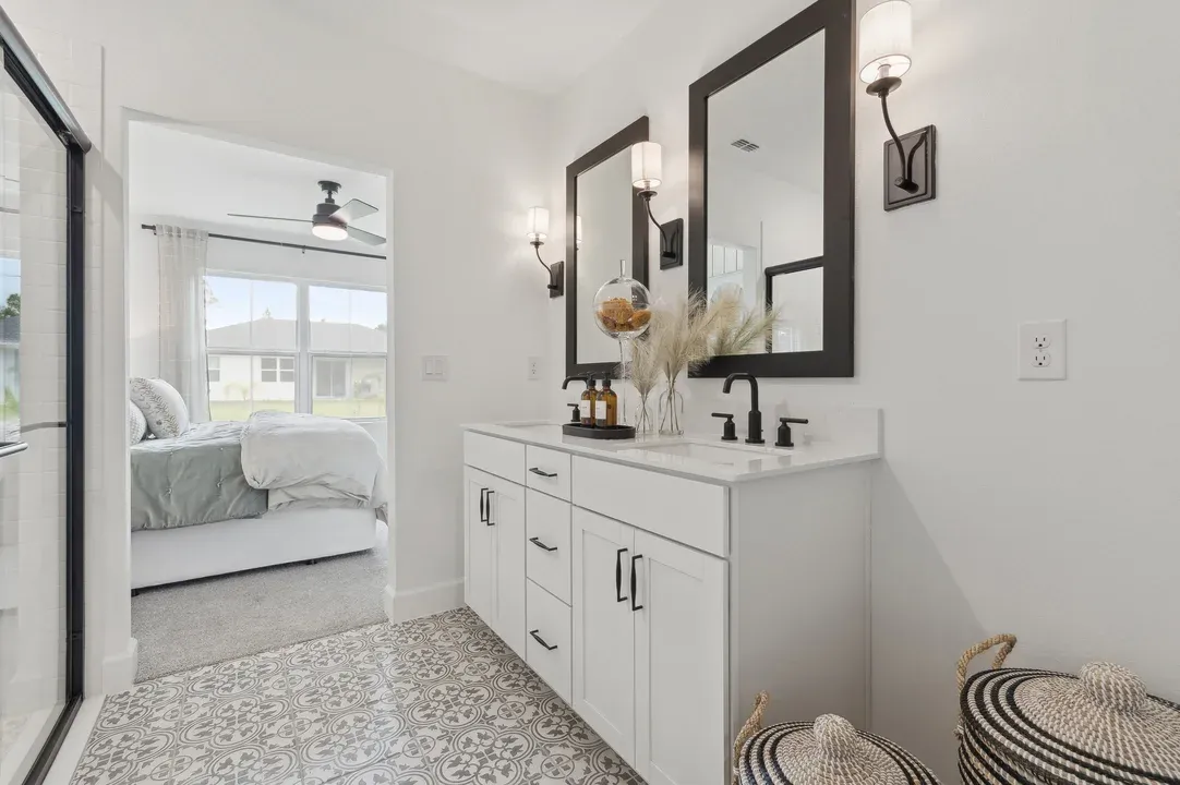 Matte black fixtures in primary bath