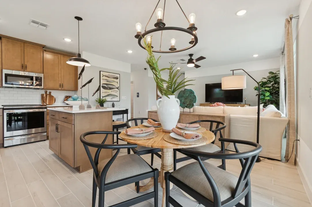 Dining area adjacent to kitchen